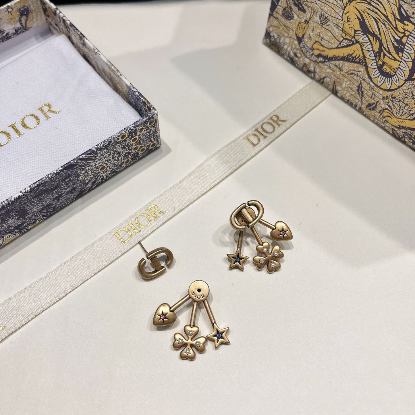 Pendientes Colgantes de Flor Vintage