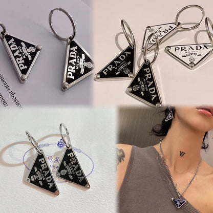 Boucles d'oreilles pendantes triangle classiques en émail