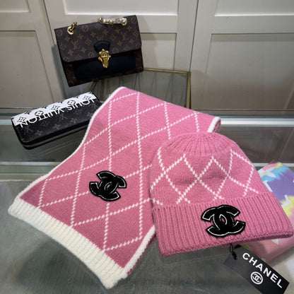 Ensemble classique bonnet et écharpe en laine à motif losanges