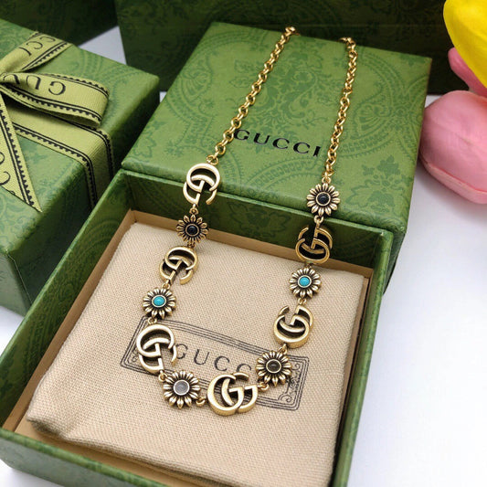 Luxury Fashion Flower Necklace