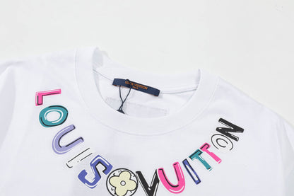 T-shirt imprimé lettres colorées