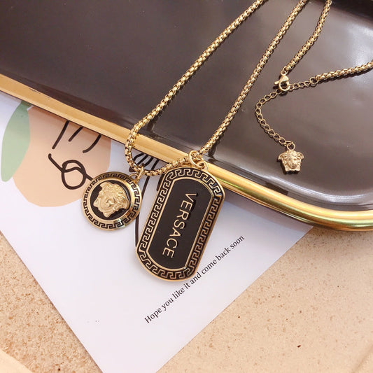 Beauty Avatar Square Card Necklace