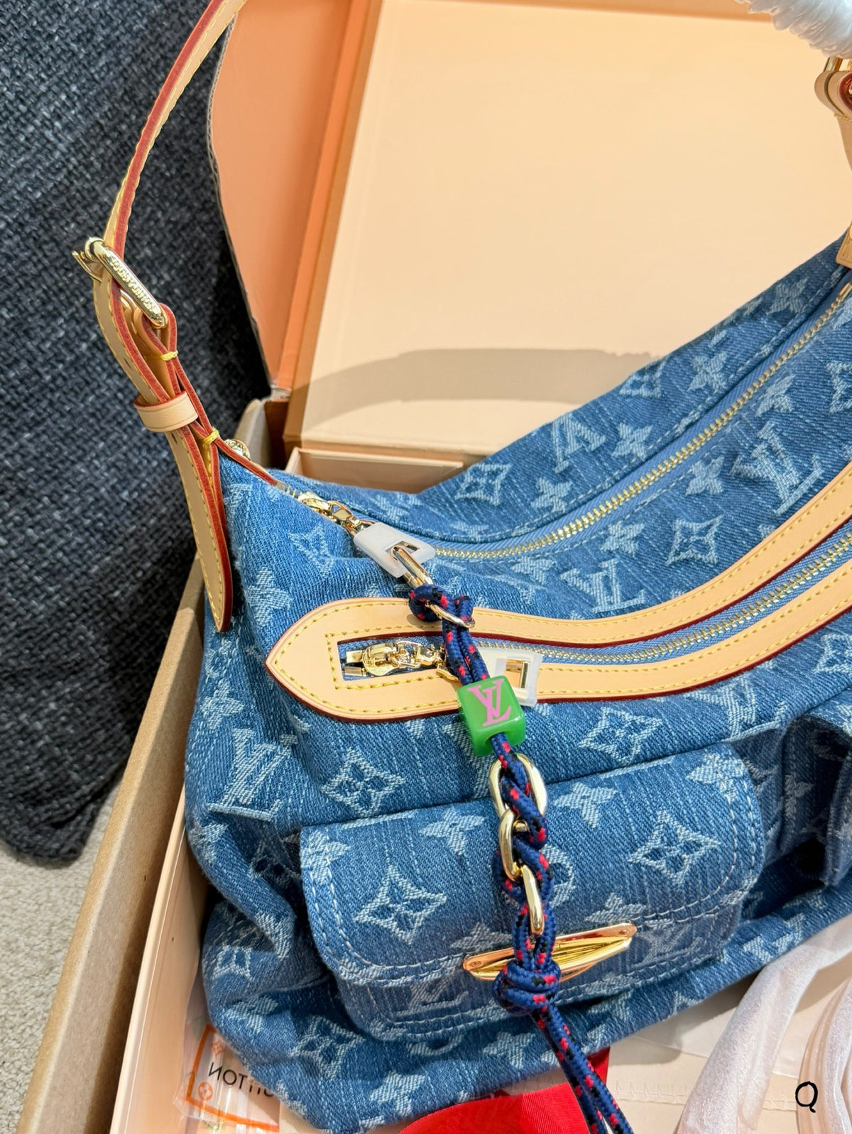 Vintage Denim Baggy Shoulder Bag 💙