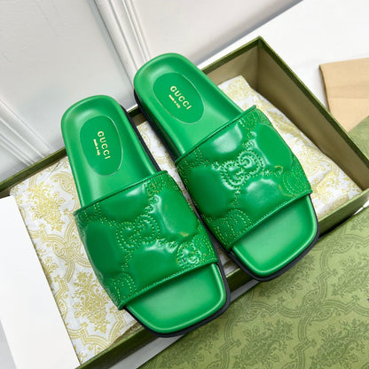 Trendy Embossed Flat Slippers