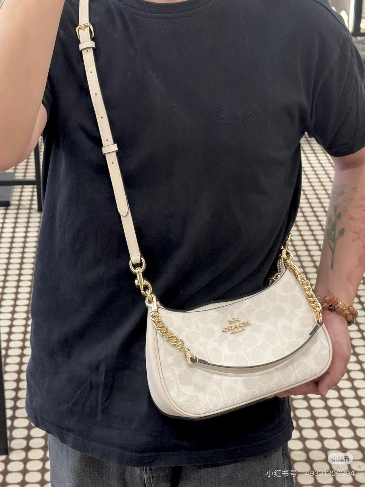 New Arrival | Glacier White Shoulder Bag 🤍