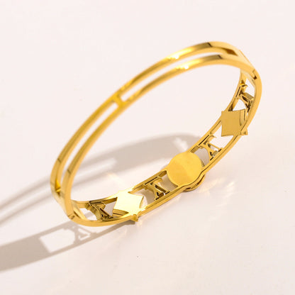 Four Leaf Clover Openwork Bracelet