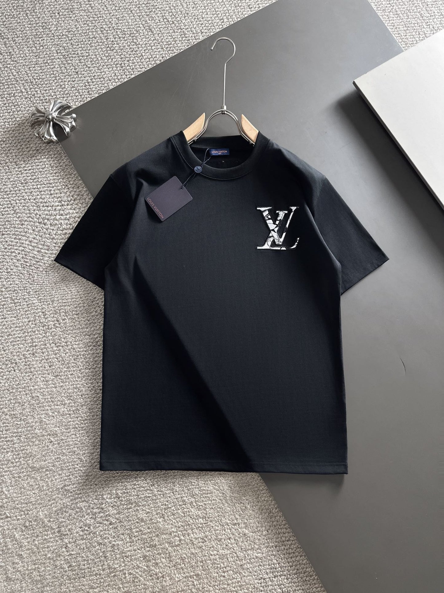 NOUVEAU T-shirt 0403