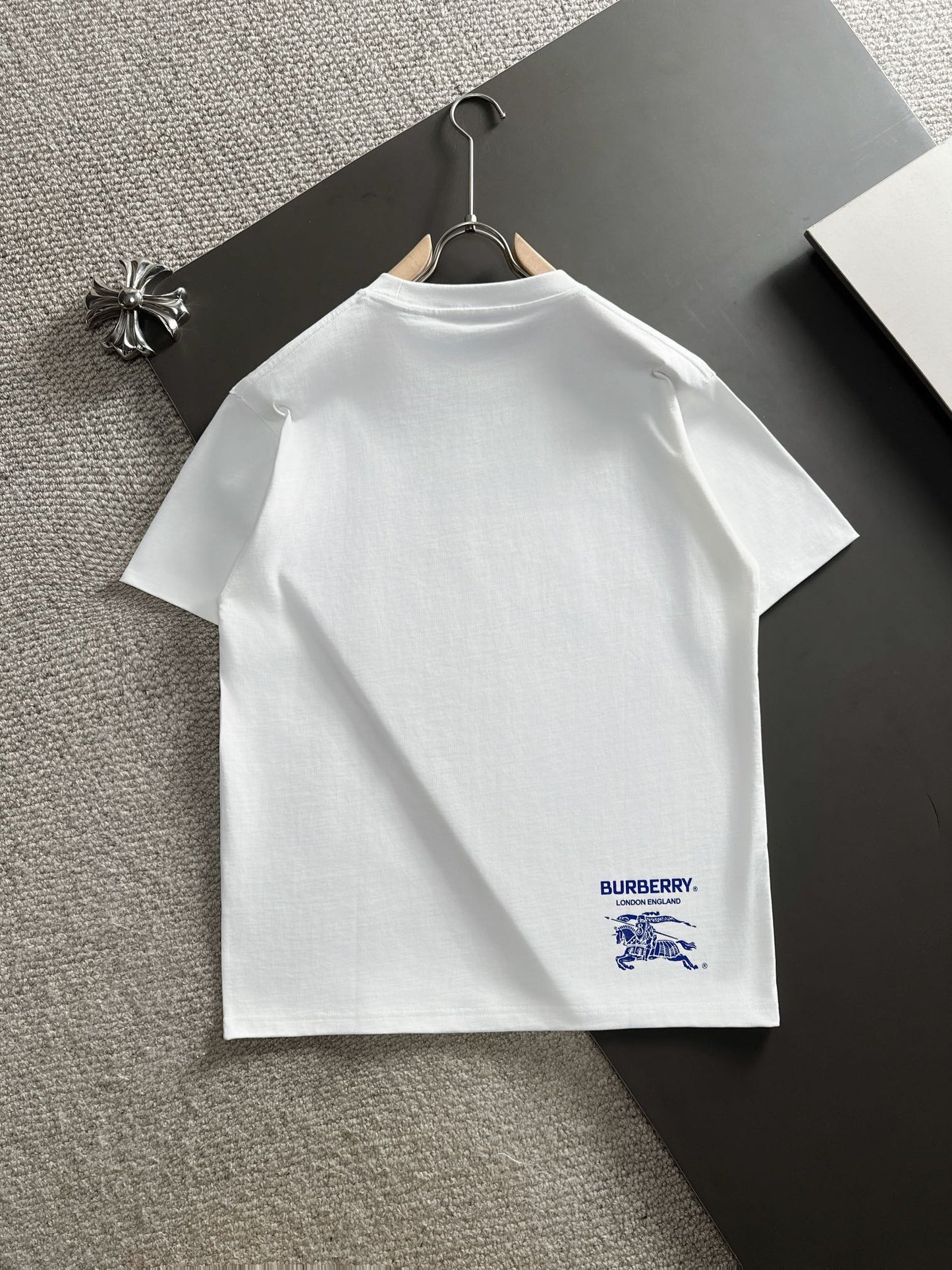 NOUVEAU T-shirt 0403