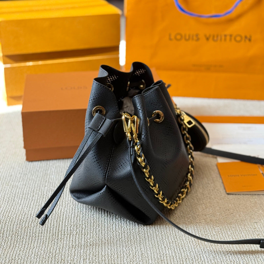 Sac seau creux gaufré avec cordon de serrage