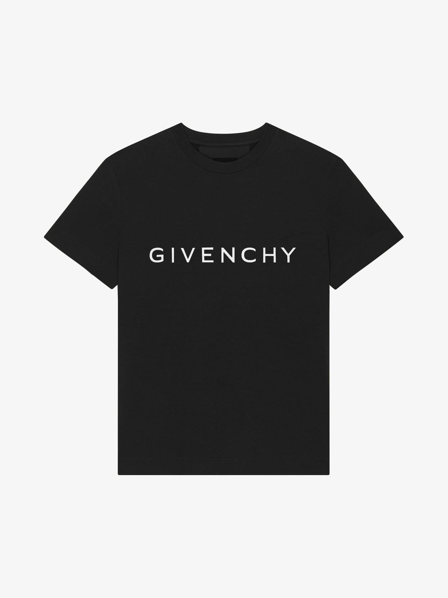T-shirt archétype (de préférence estival)
