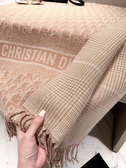 ✨ 2026 New Double-Sided Cashmere Scarf – Two Patterns, Two Styles