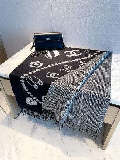 2026 New Double-Sided Cashmere Scarf – Playful Vintage Feminine Style