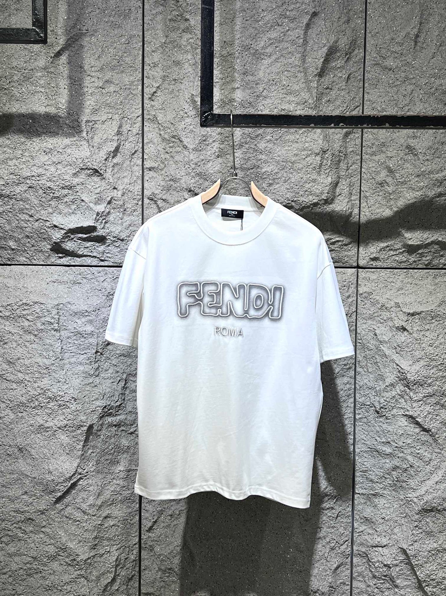 T-shirt Imprimé Simple