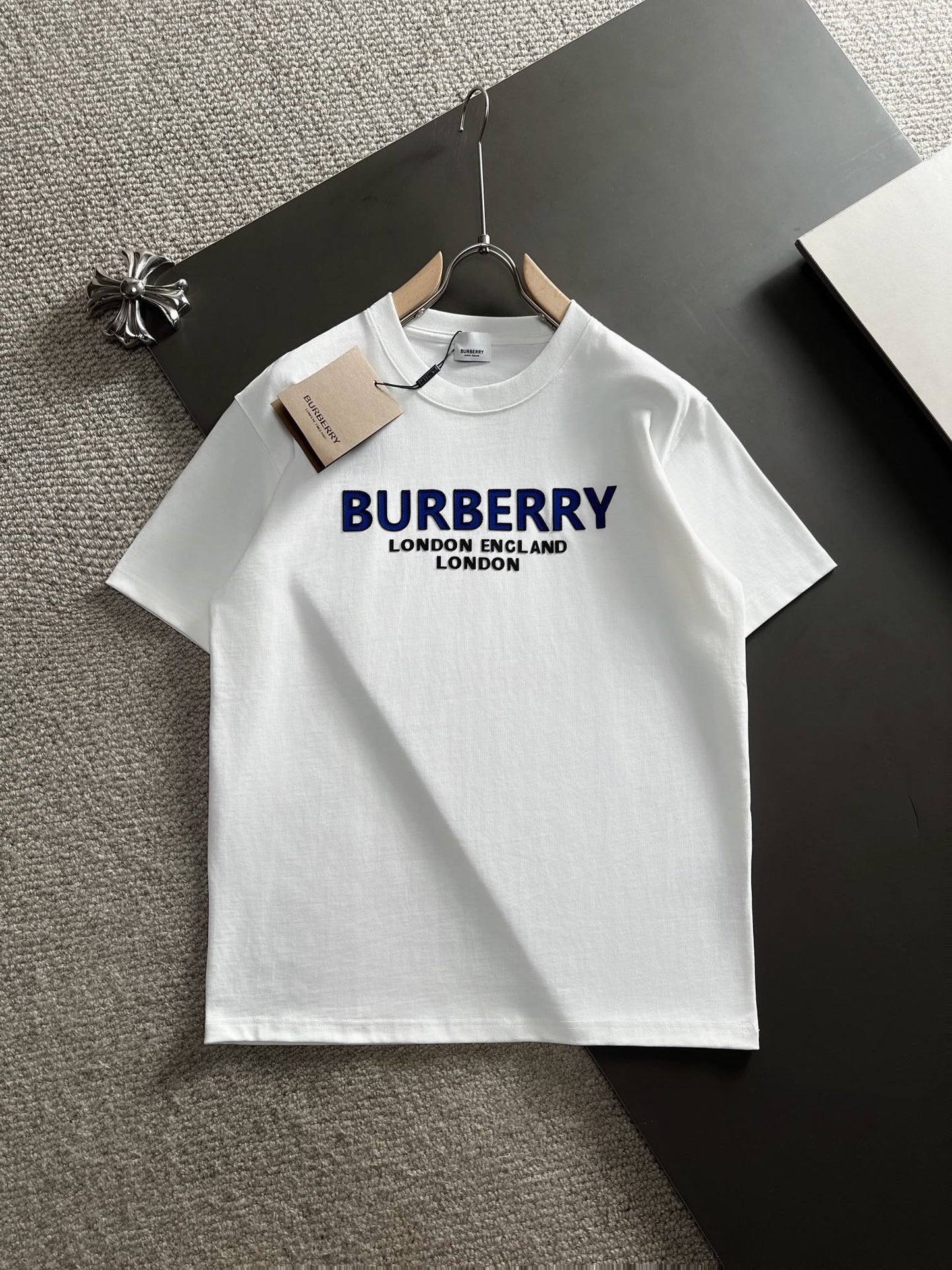 NOUVEAU T-shirt 0403