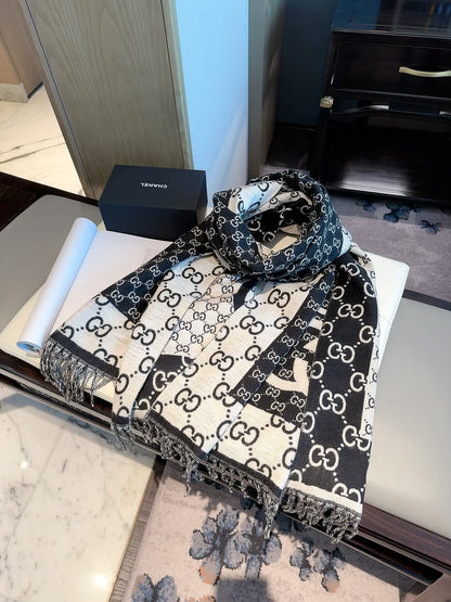 ✨ 2026 New Vintage Geometric Jacquard Cashmere Scarf – Refined Heritage Style