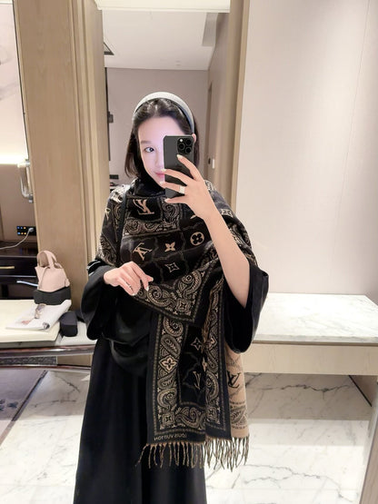 2026 New Vintage Paisley Cashmere Scarf – Ornamental Border, Exotic Heritage Style
