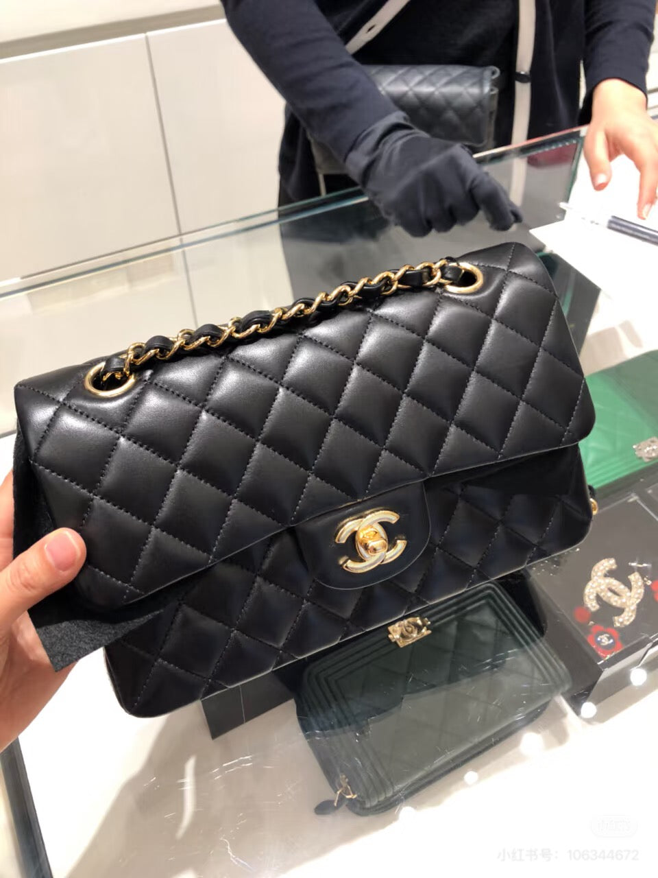 Classic Black Quilted Leather Bag | Black & Gold 🖤