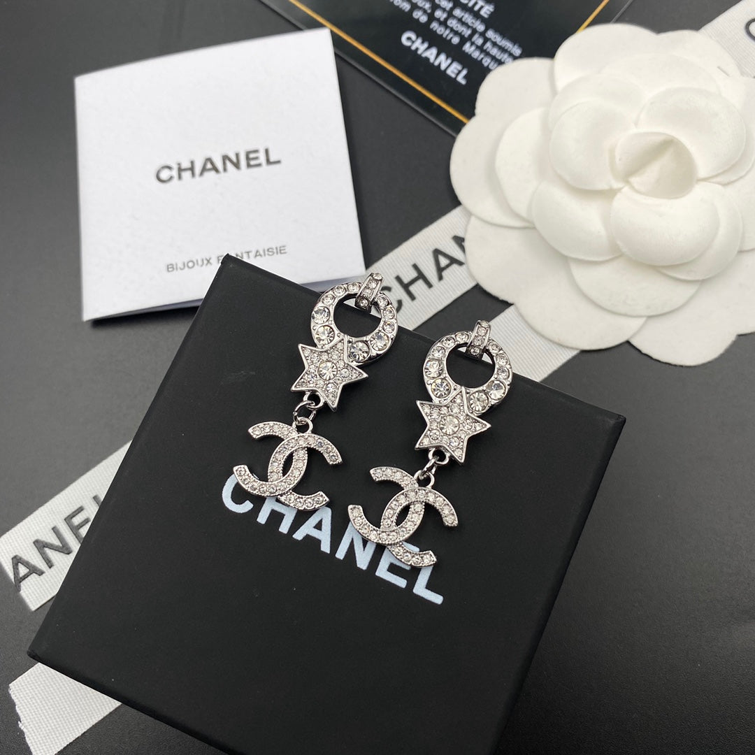 Pendientes con logo de colgante de estrella de moda