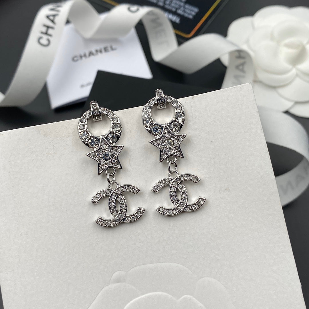 Pendientes con logo de colgante de estrella de moda
