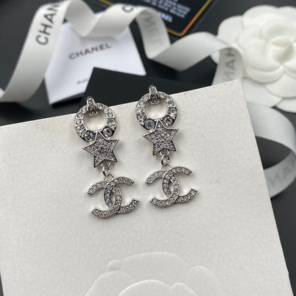 Pendientes con logo de colgante de estrella de moda