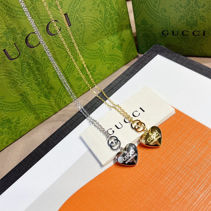 Collier pendentif amour 2 couleurs