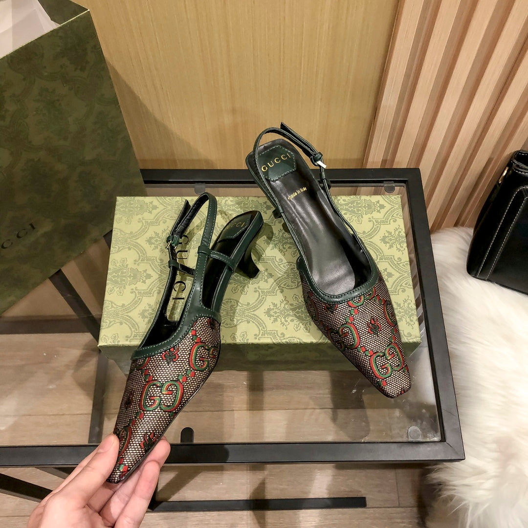 Sandales à talons bas et bride arrière jacquard floral