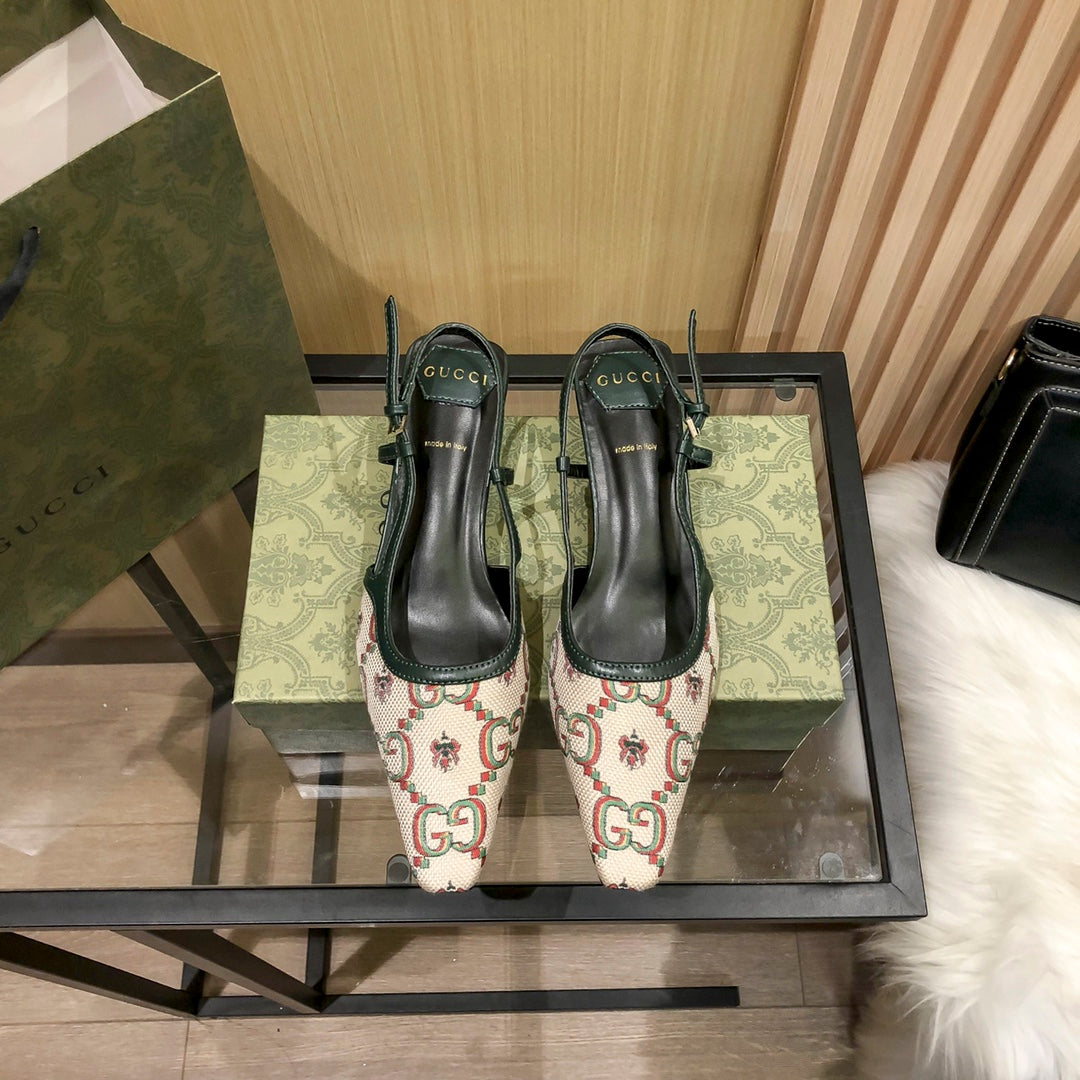 Sandales à talons bas et bride arrière jacquard floral
