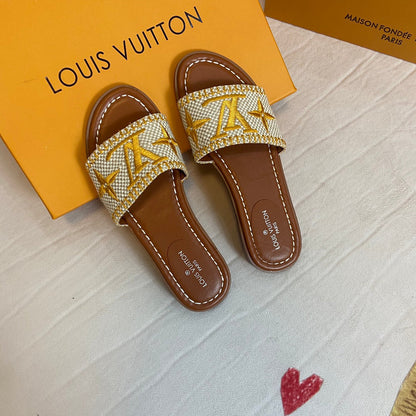 Pantuflas de Monograma de Paja de Verano