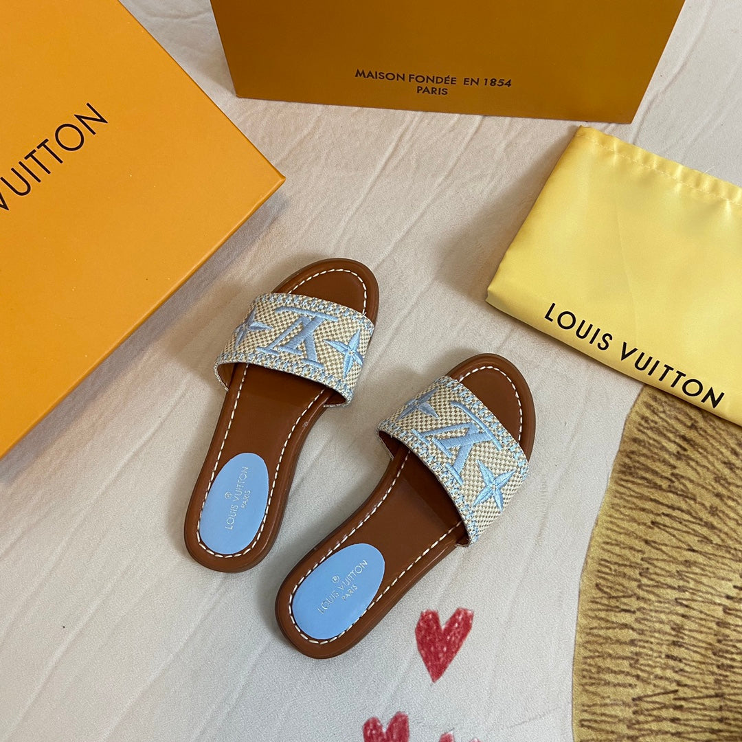 Pantuflas de Monograma de Paja de Verano