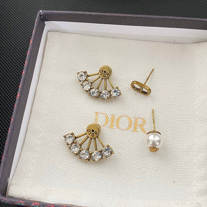 Pendientes con letras de pedrería