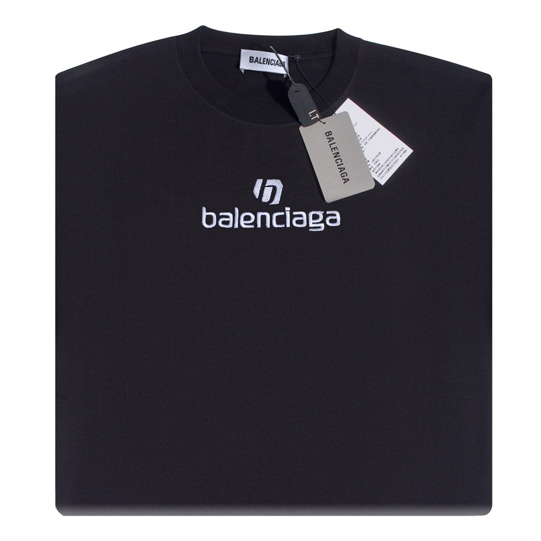 T-shirt brodé avec lettres imprimées