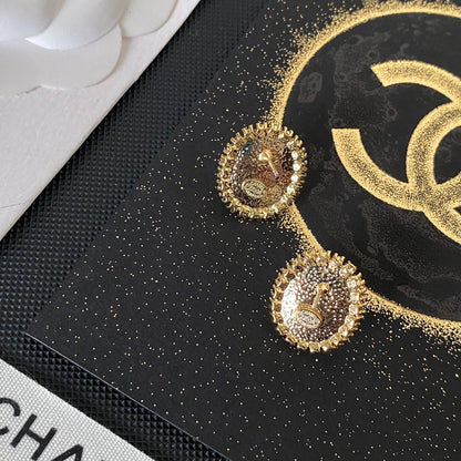 Pendientes elegantes de cristal con logotipo rectangular