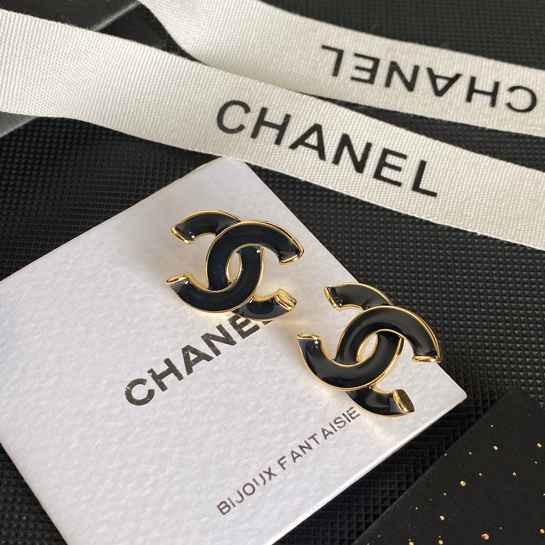 Pendientes con logotipo elegantes y sencillos