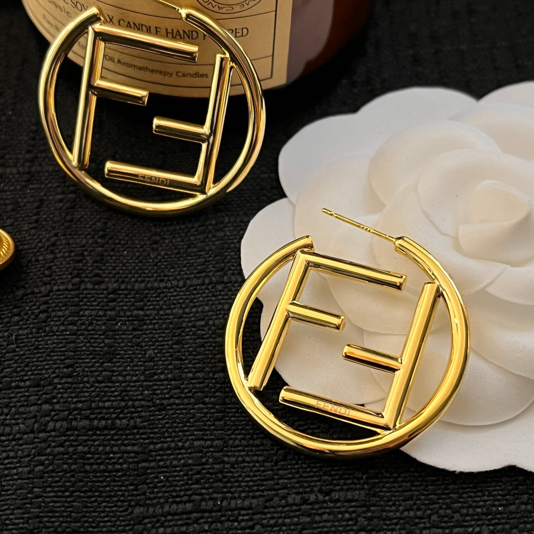 Boucles d'oreilles simples FF