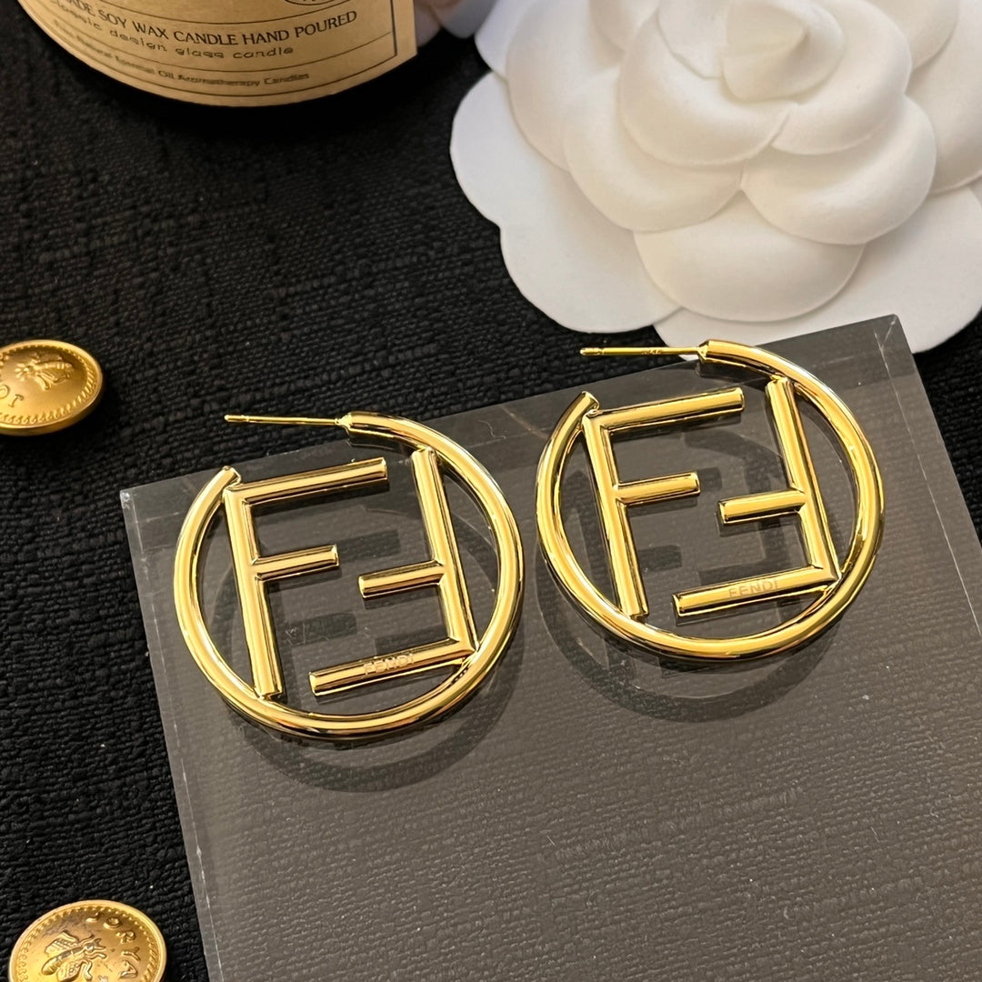 Boucles d'oreilles simples FF