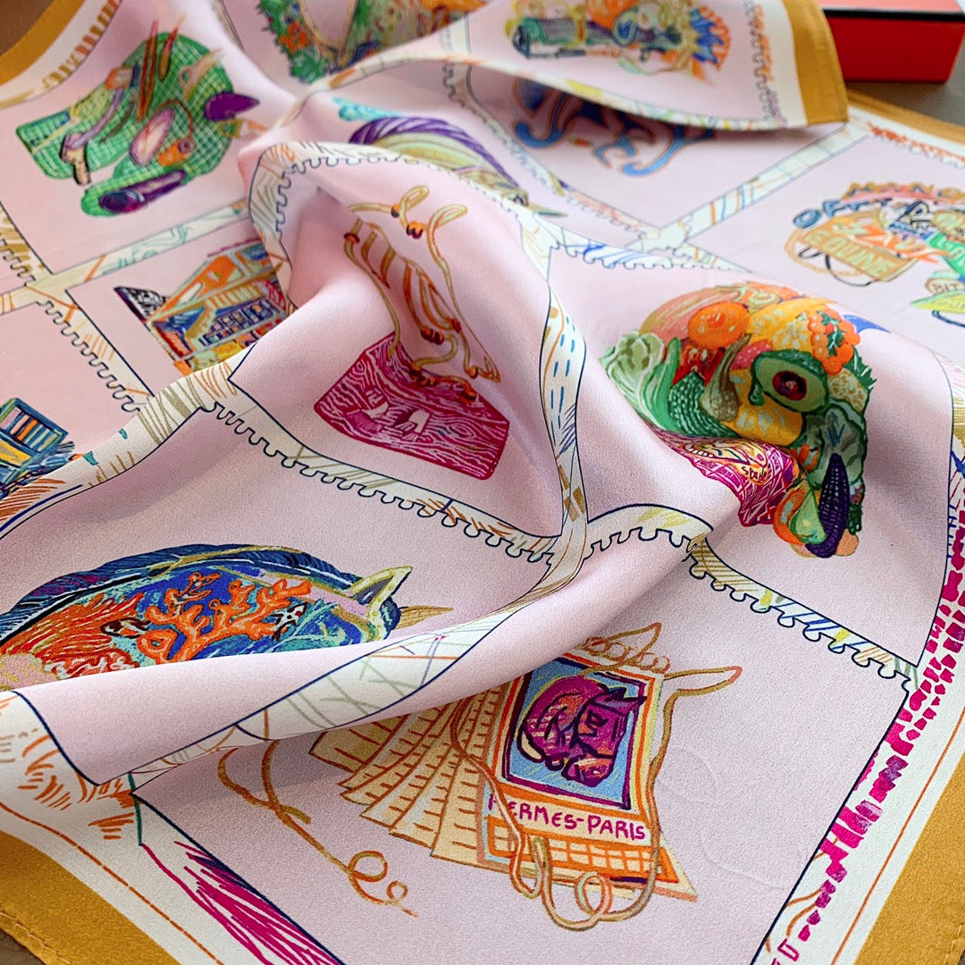 Foulard en soie carré prismatique 50CM 16 chevaux