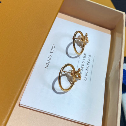 Pendientes de aro con logo de inicial