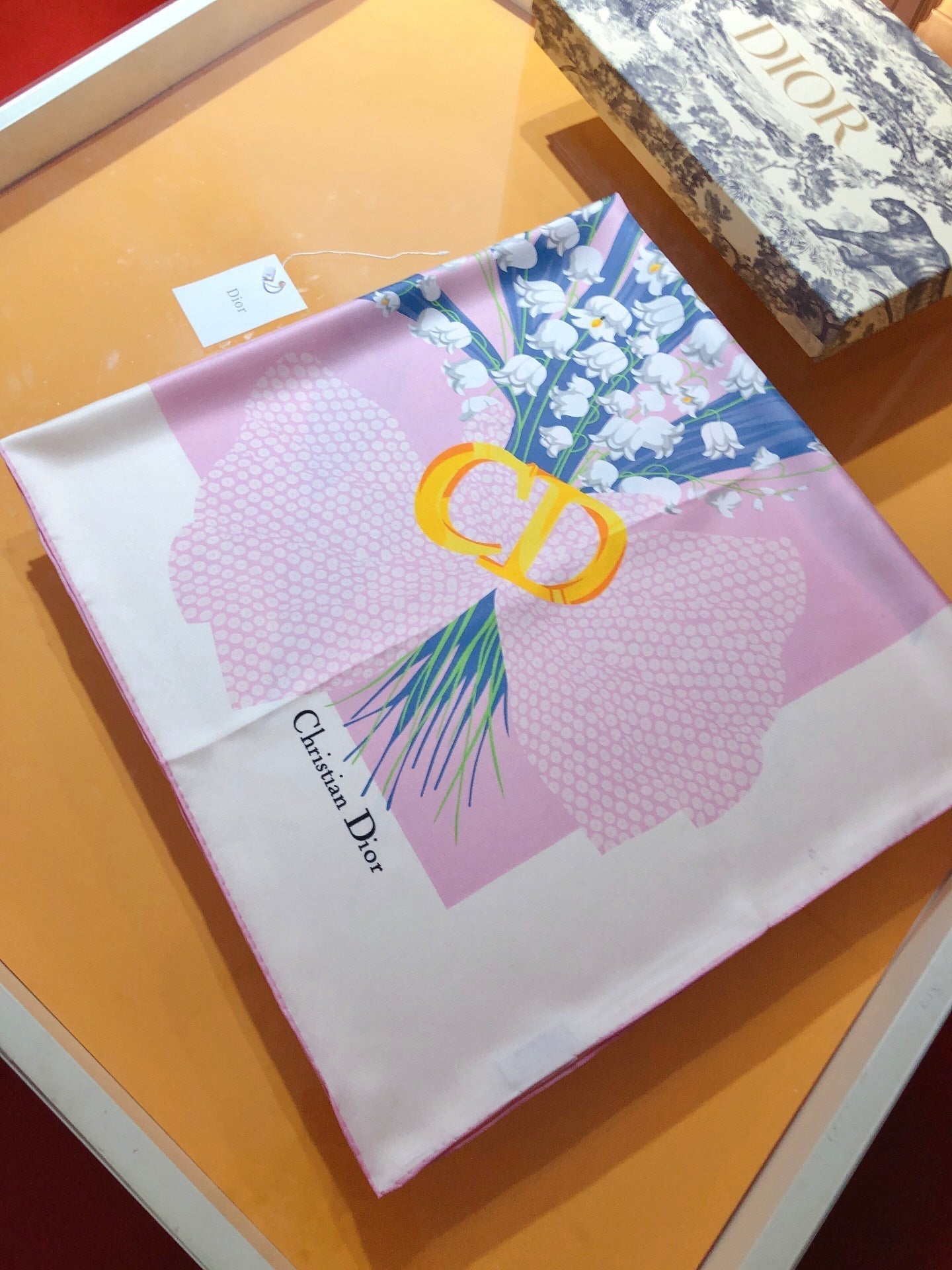 Foulard en Soie Carré Campanula