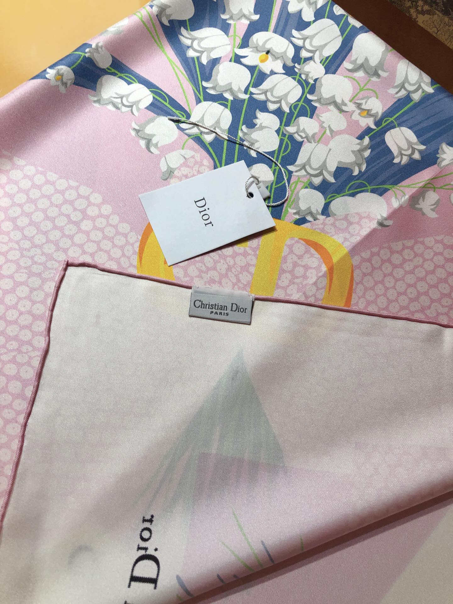 Foulard en Soie Carré Campanula