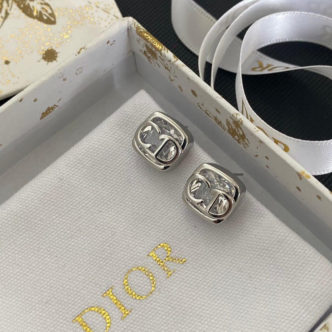 Boucles d'oreilles mini-cristal bicolores fantaisie