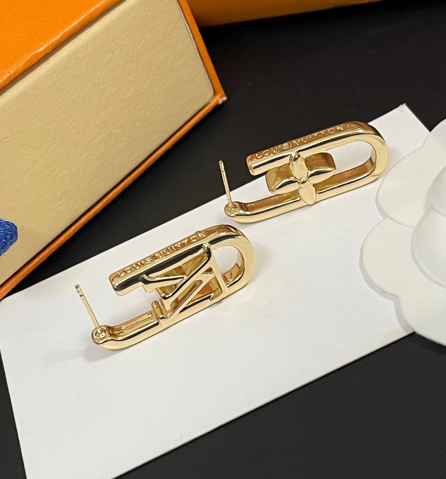 Pendientes clásicos L personalizados