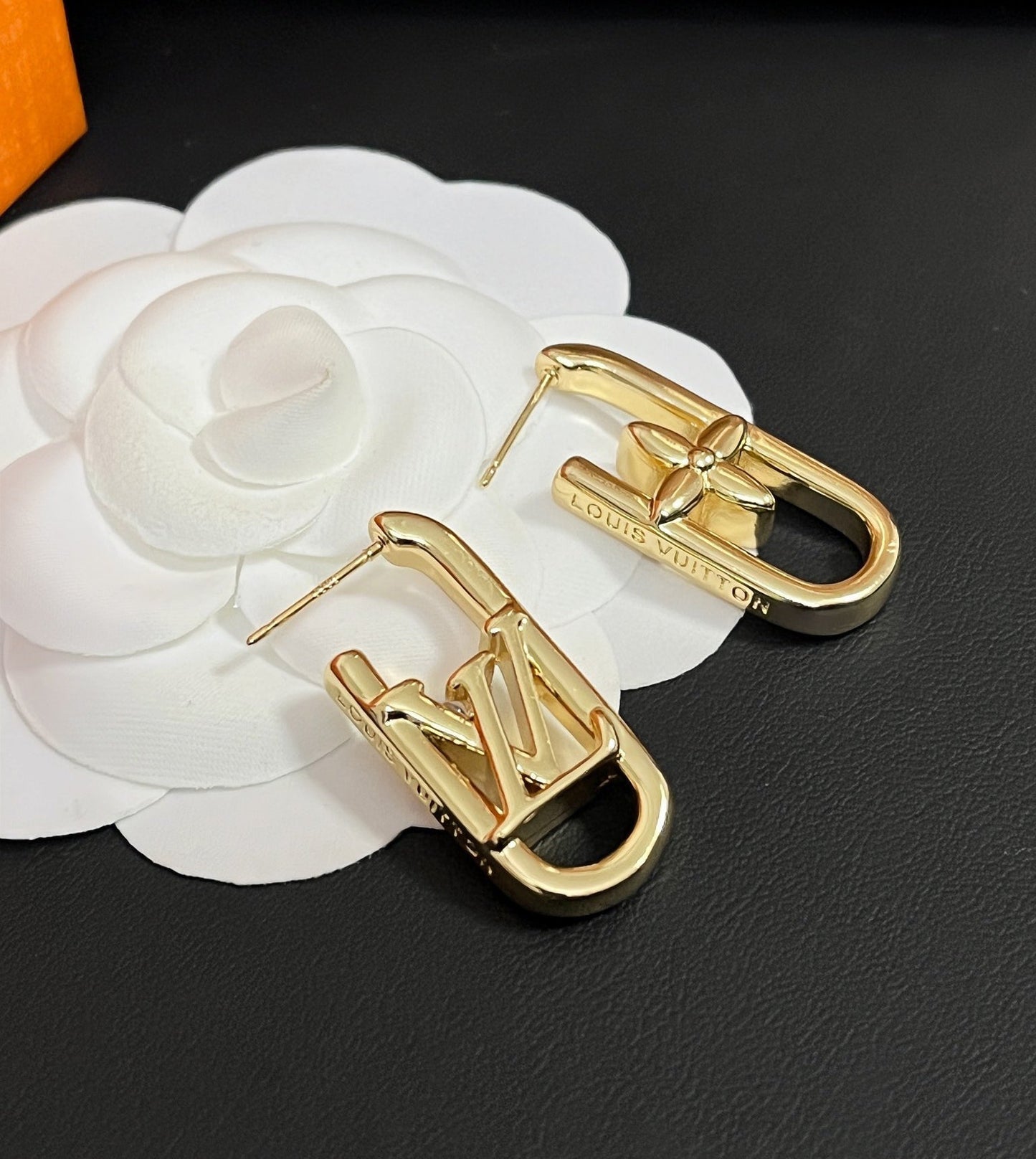 Pendientes clásicos L personalizados