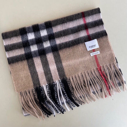 Écharpe à carreaux classiques multicolore avec pompons