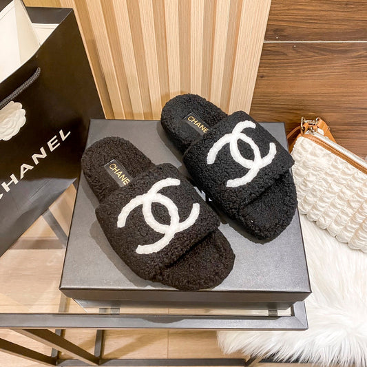 Pantuflas Planas Clásicas de Pelo