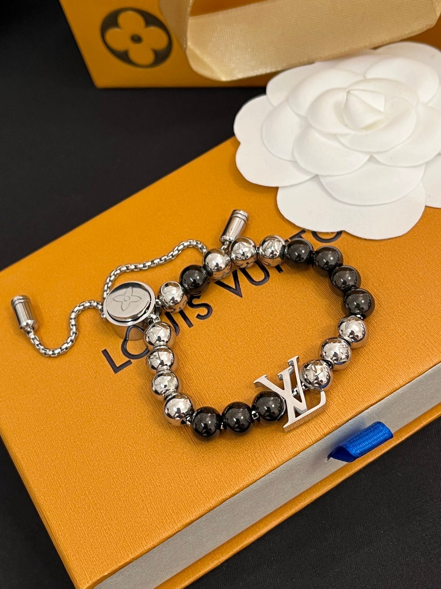 Bracelet unisexe perles avec cordon de serrage tendance