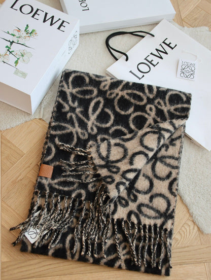 Écharpe Anagramme en Laine Mohair