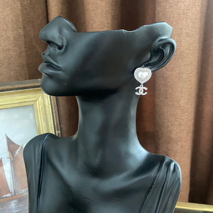 Boucles d'oreilles cœur élégantes en perles