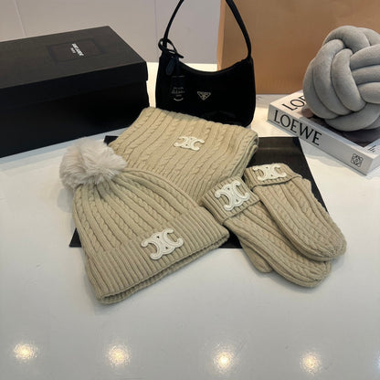 Ensemble Chapeau, Gants et Écharpe en Laine