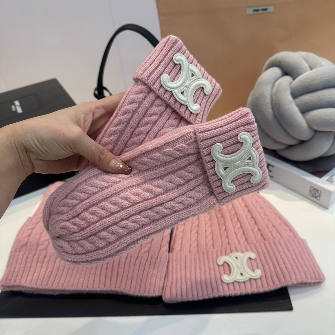 Ensemble Chapeau, Gants et Écharpe en Laine