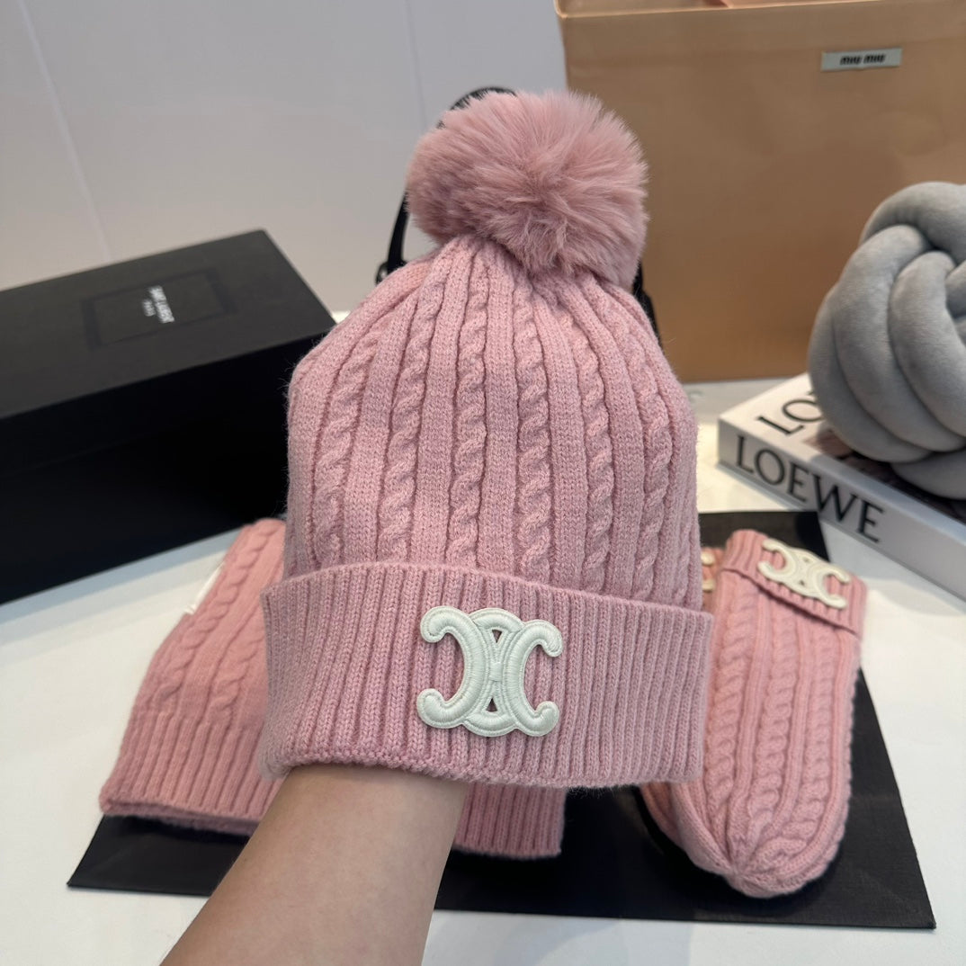 Ensemble Chapeau, Gants et Écharpe en Laine